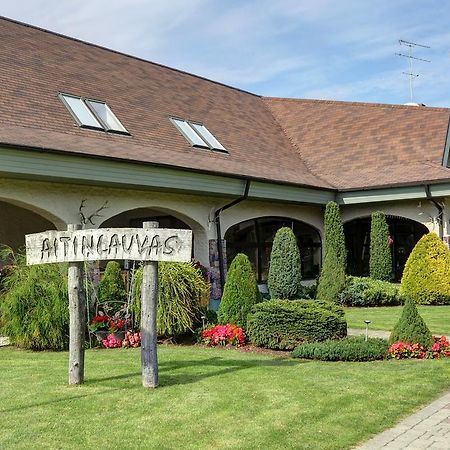 Hotel Aitinlauvas Tīreļi Exterior foto